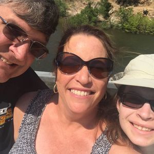 Meet your Posher, April